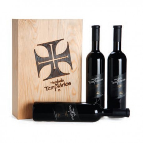 Wooden Box Set with 3 bottle of red wine